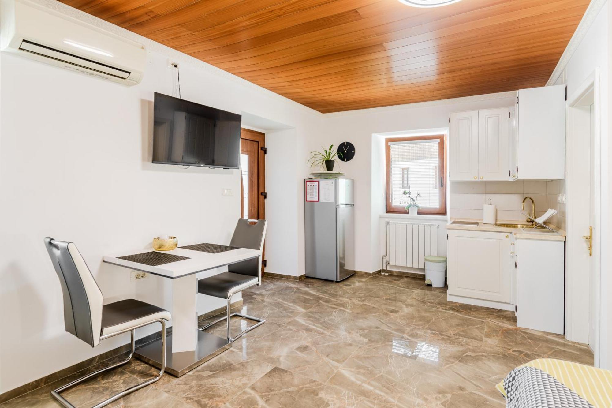 Apartmaji Mausi Бовец Екстериор снимка