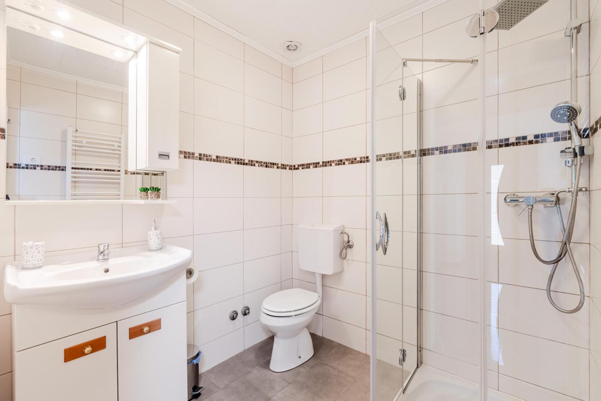 Apartmaji Mausi Бовец Екстериор снимка