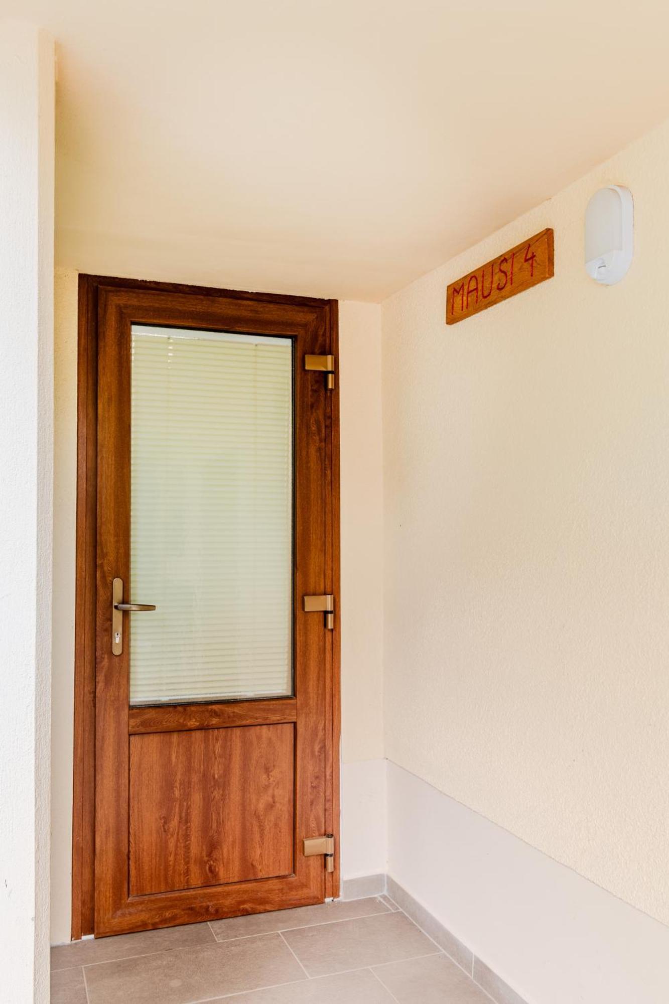 Apartmaji Mausi Бовец Екстериор снимка